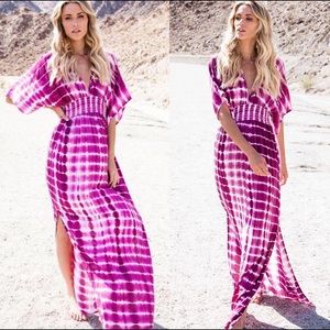 💕Fuchsia/white  Tie dye backless maxi dress.